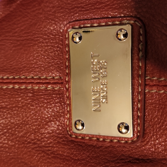 Purse - Picture 2 of 3